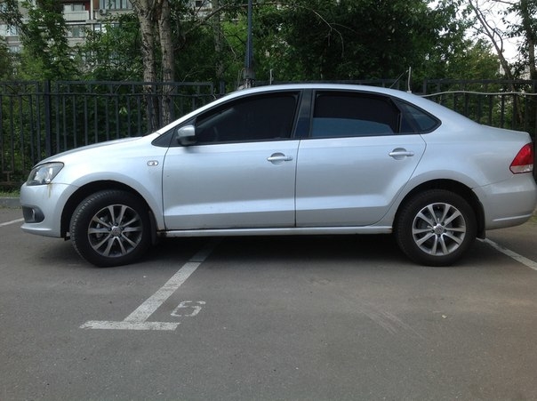  Каркасные автомобильные шторки - Volkswagen Polo (5) (2009-наст.время) Седан Комплект на передние двери PREMIUM - фото